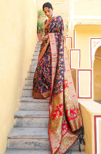 Vasthrlay Classic Traditional Saree with elegant ethnic styling