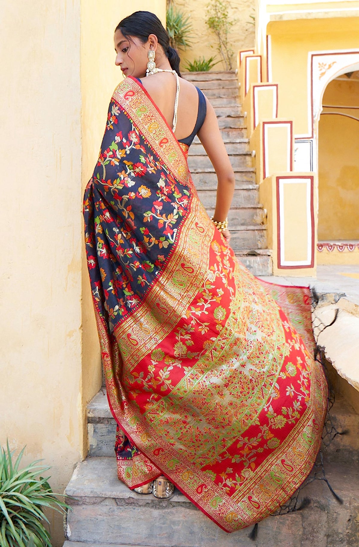 Vasthrlay Classic Traditional Saree for wedding and party wear styling