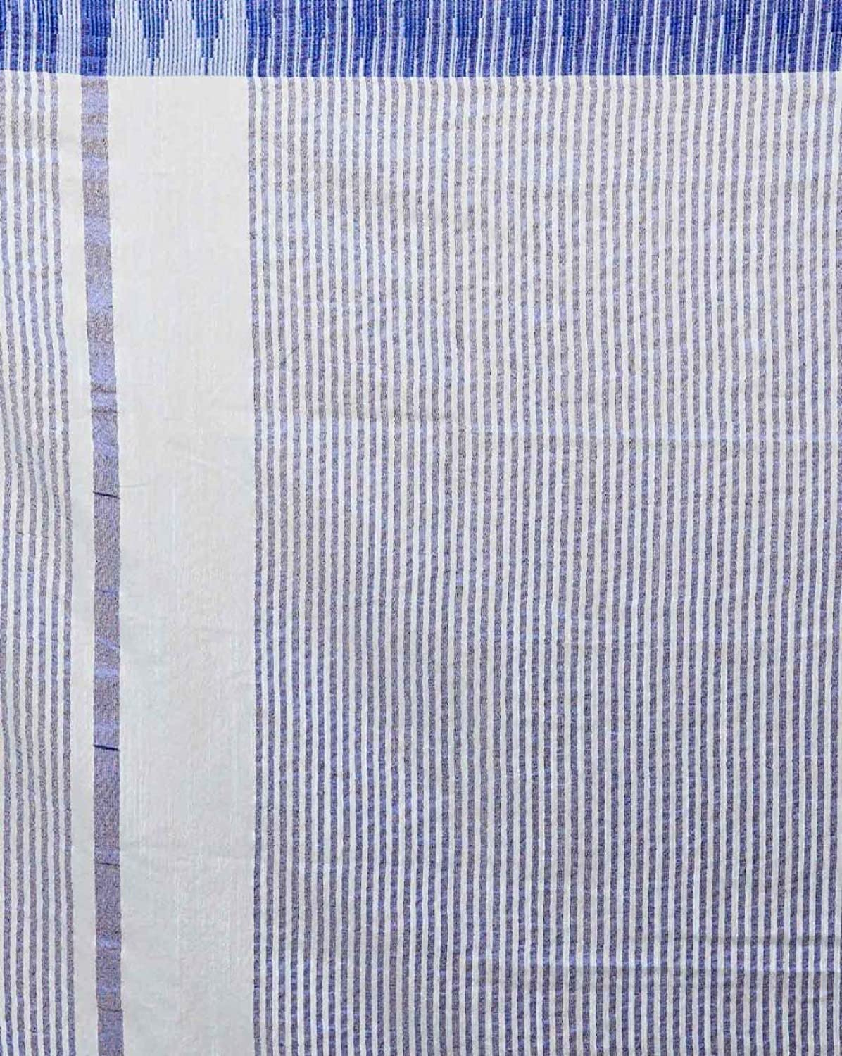 Vasthrlay Sky Blue Traditional Saree for wedding and party wear styling