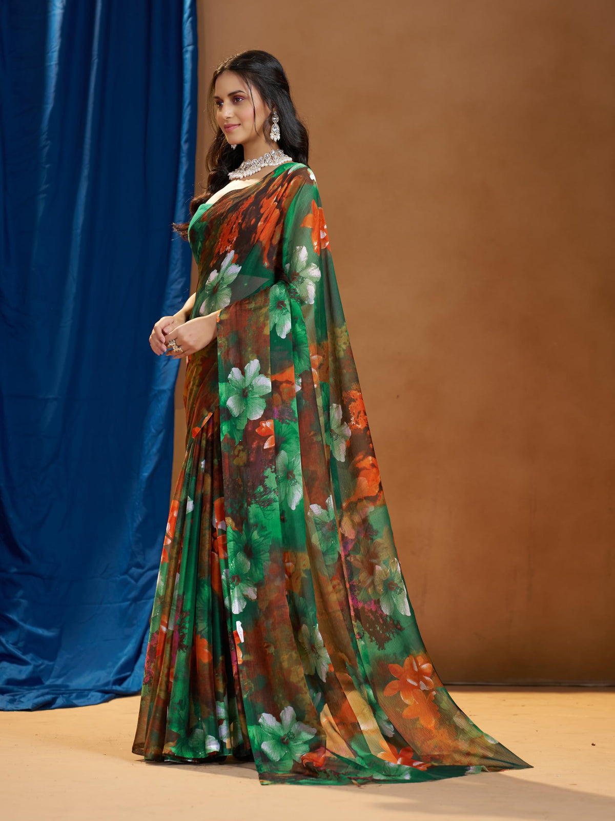 Vasthrlay Chiffon Classic Saree with decorative floral design