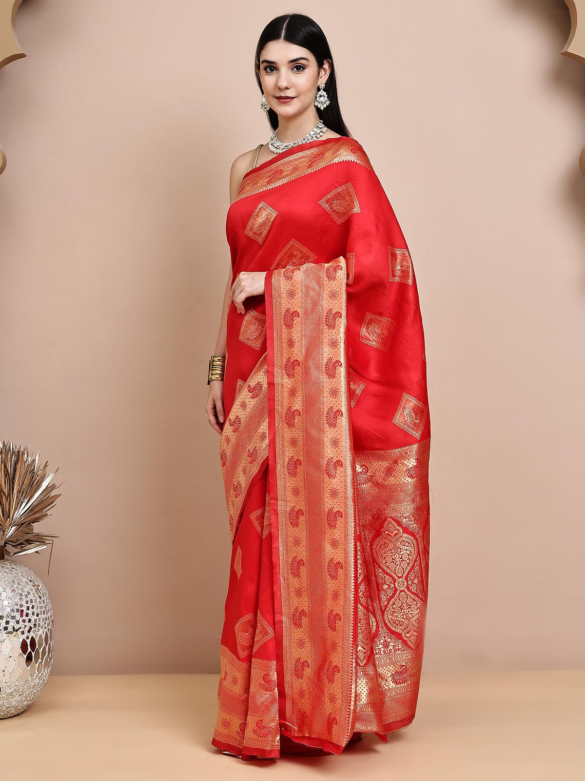 Vasthrlay Silk Green Saree with decorative traditional design