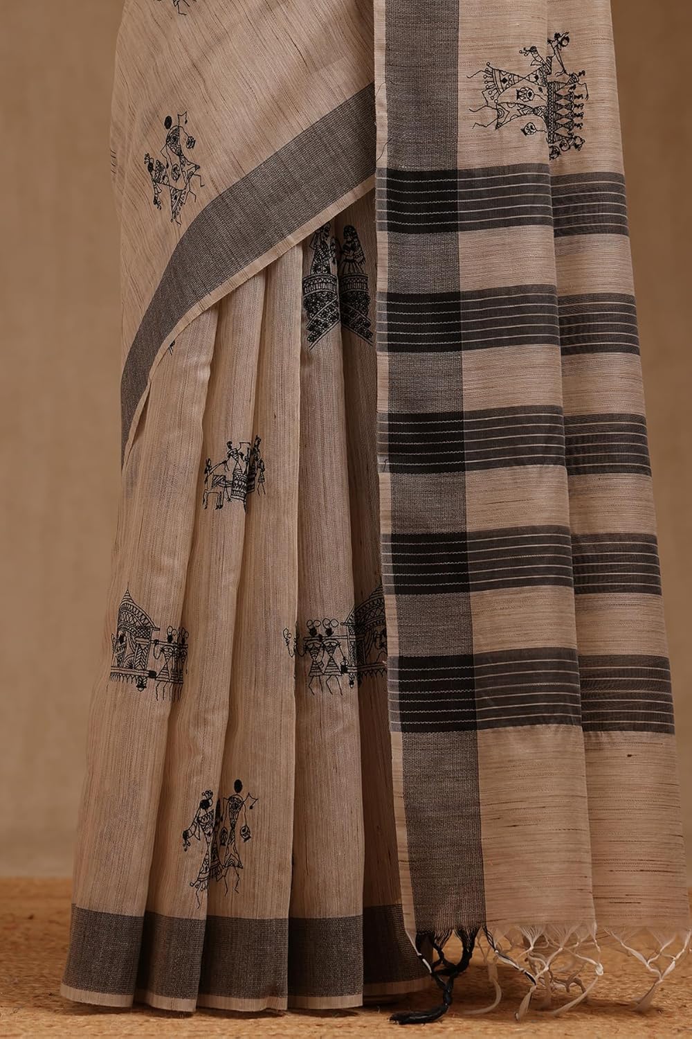 Vasthrlay Traditional Saree in Beige with refined ethnic appeal