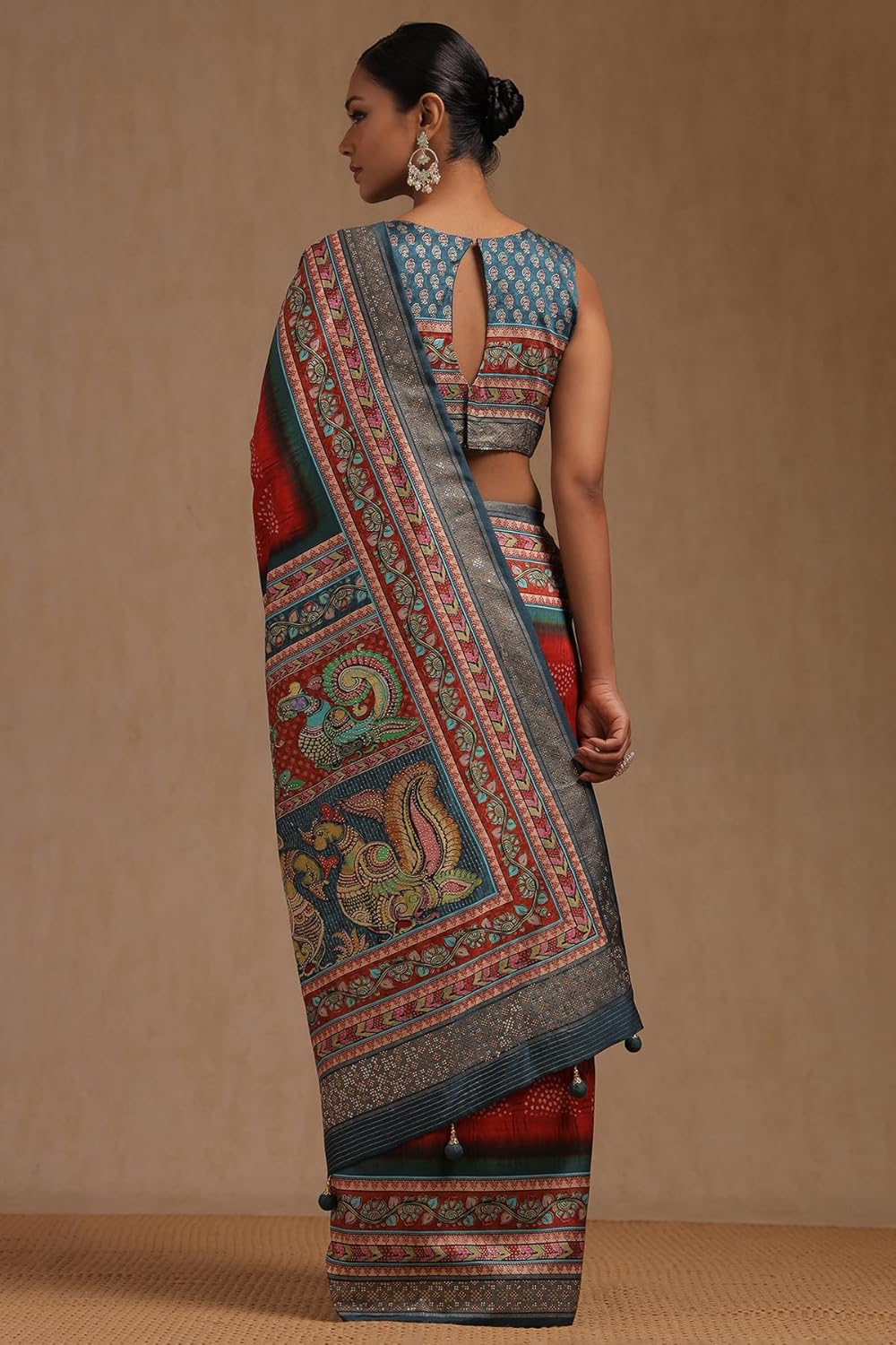 Vasthrlay Classic Traditional Saree for wedding and party wear styling