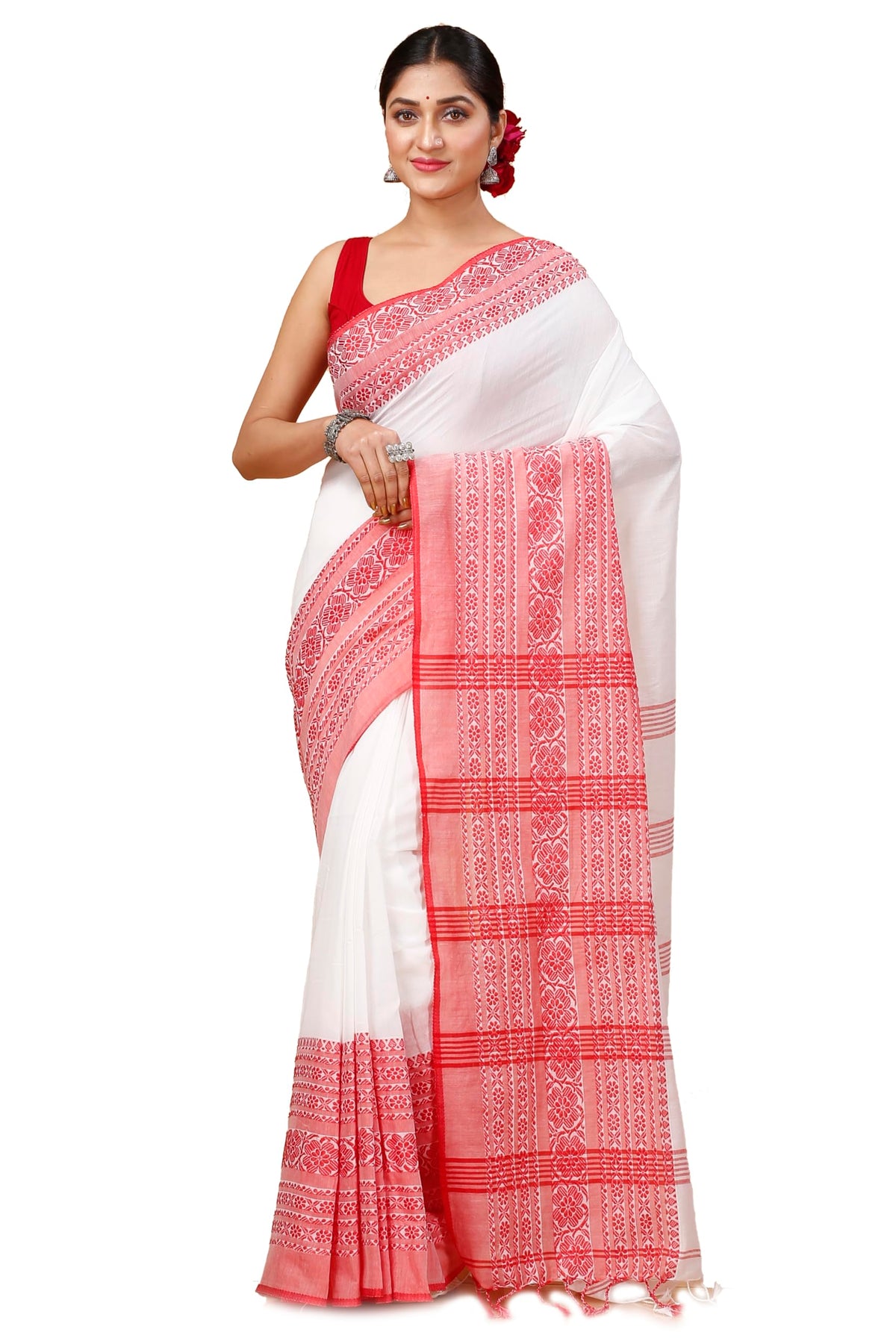 Vasthrlay Classic Ethnic Traditional Saree for festive ethnic occasions