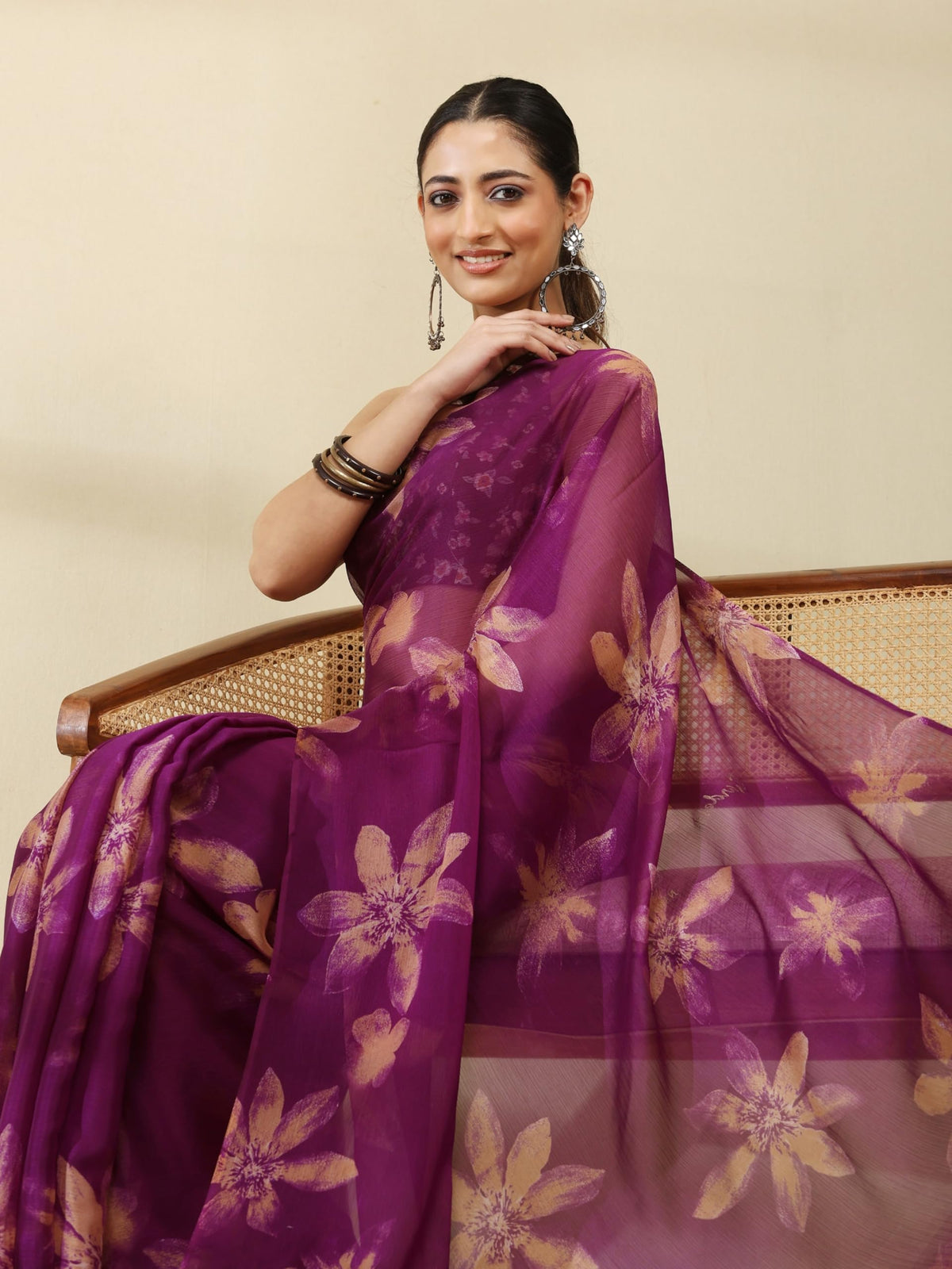 Vasthrlay Chiffon Classic Saree with decorative floral design