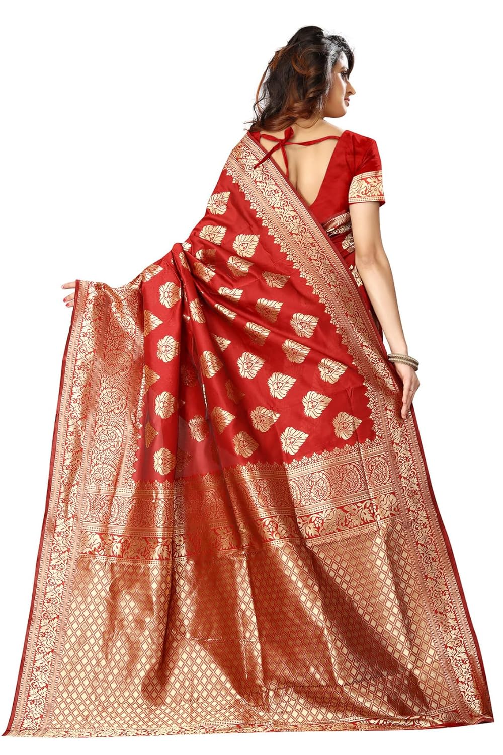 Vasthrlay Classic Saree with elegant ethnic styling
