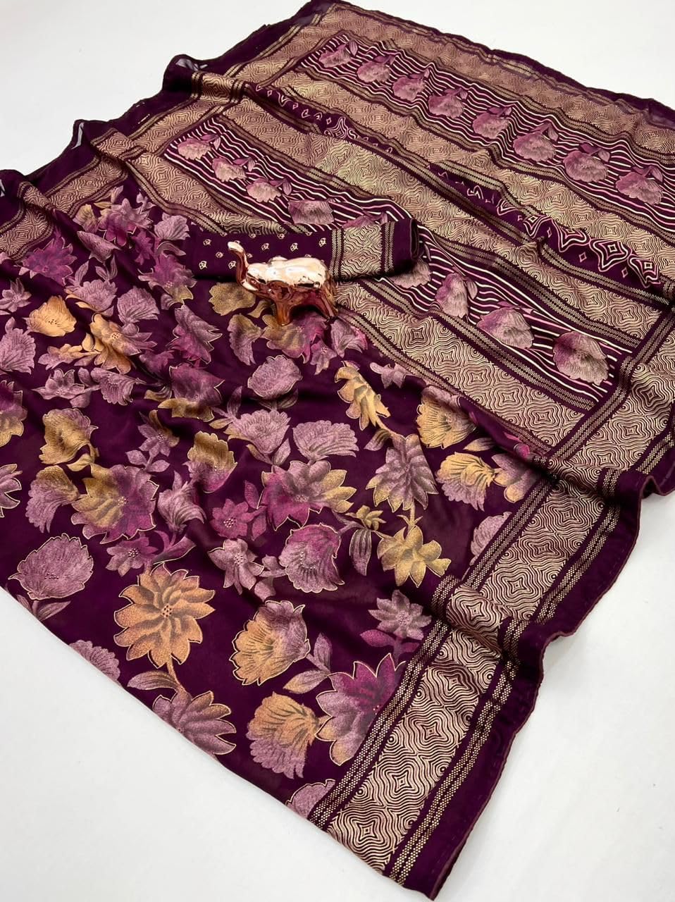 Vasthrlay Classic Traditional Saree with elegant Georgette styling