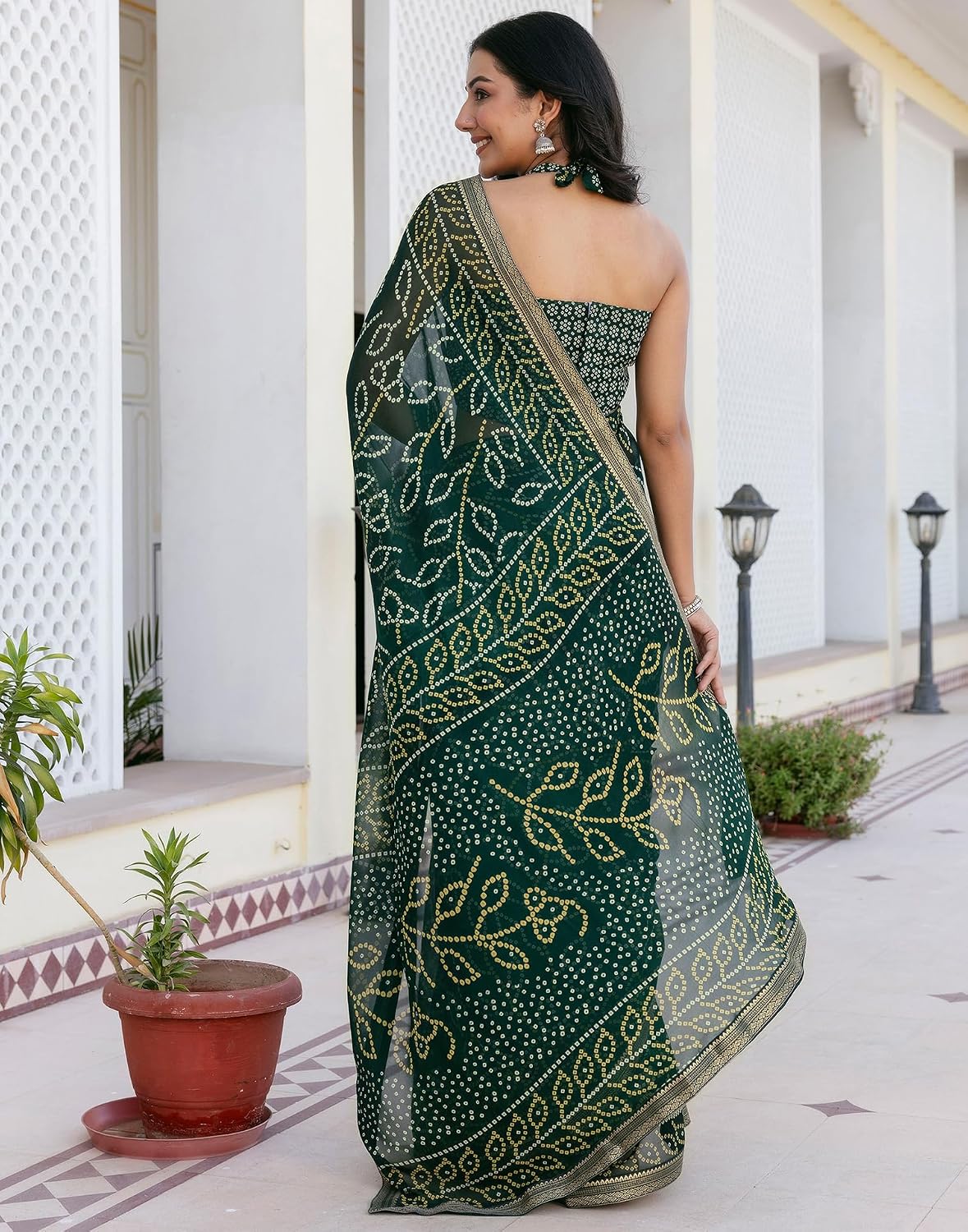 Vasthrlay Bandhani saree design in Red traditional style