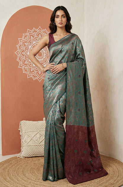 Vasthrlay Jacquard Classic Saree with decorative floral design