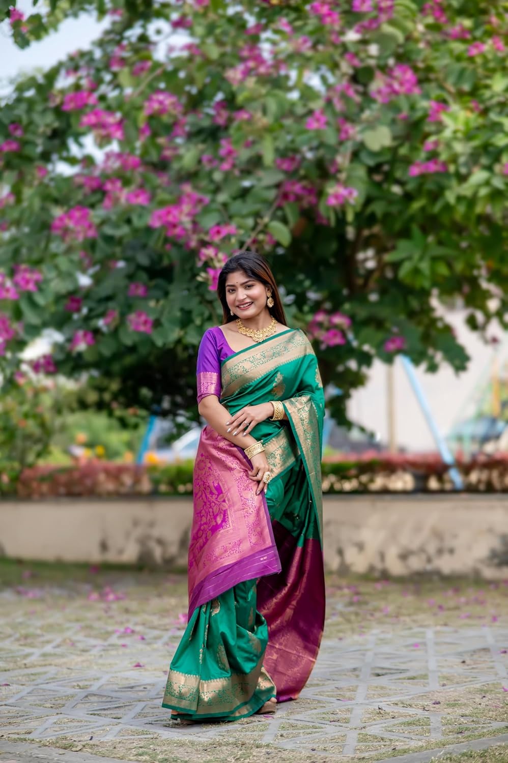 Vasthrlay Blue Traditional Saree with elegant Kanjivaram styling