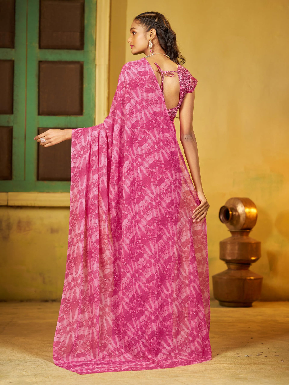 Vasthrlay Traditional Saree in Classic with refined georgette ethnic appeal