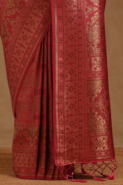 Vasthrlay Traditional Saree in Purple with refined ethnic appeal