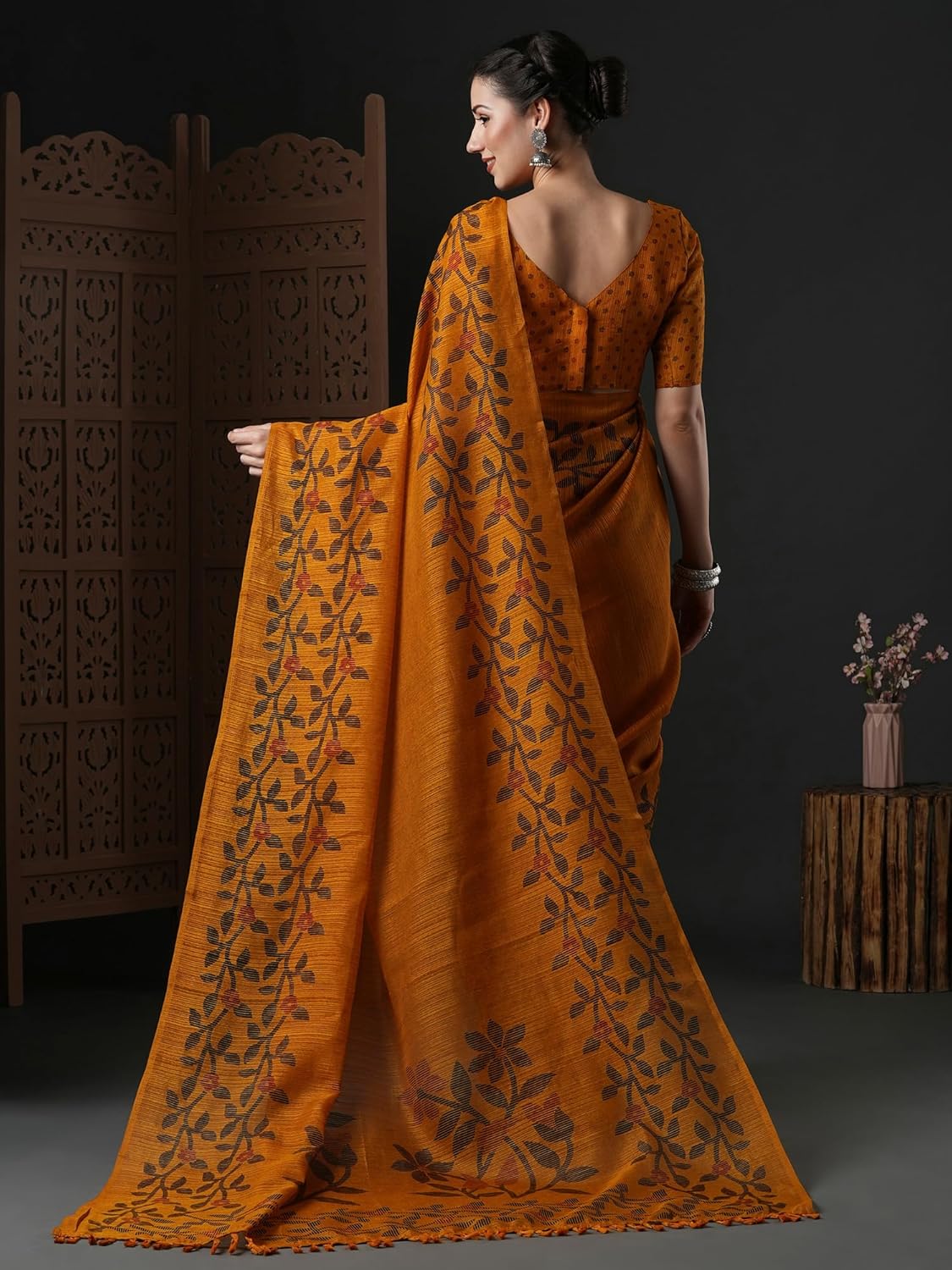 Vasthrlay Ethnic Ethnic Wear with printed design