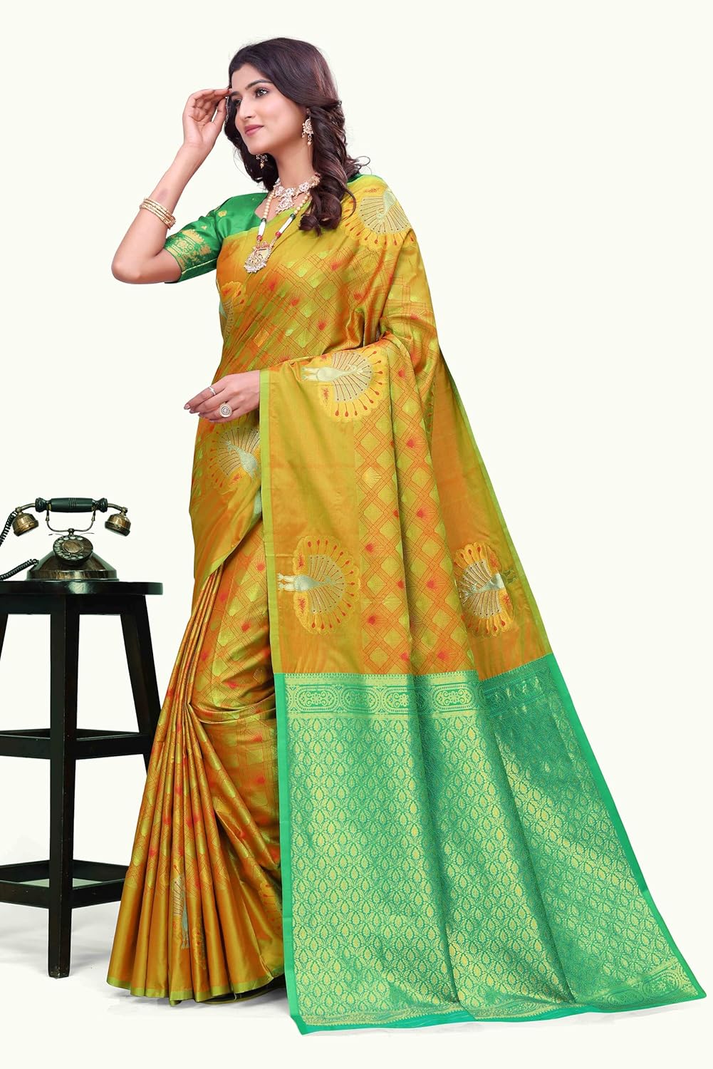 Vasthrlay Ethnic Saree with traditional design