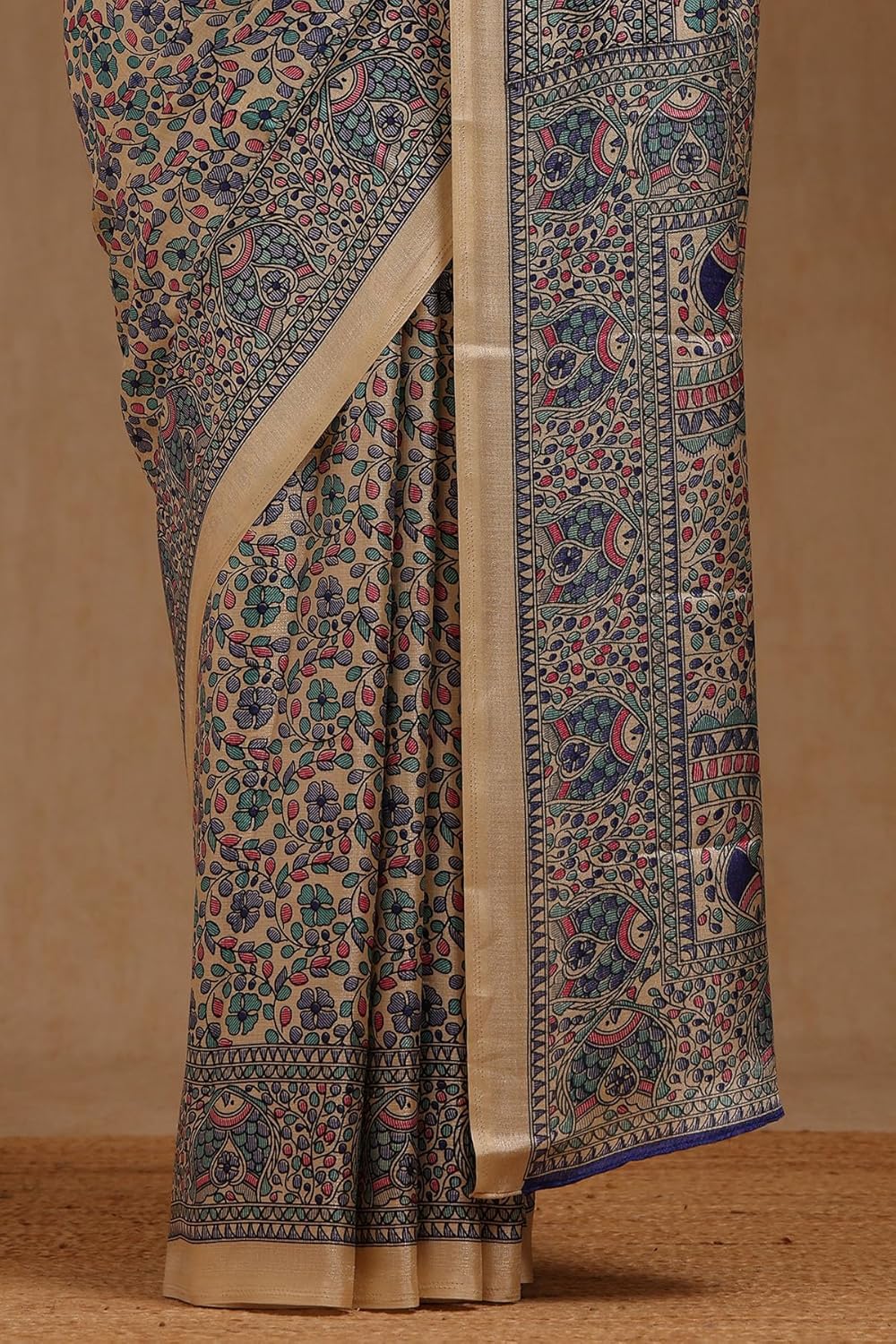 Vasthrlay Print Saree in Classic with refined ethnic appeal