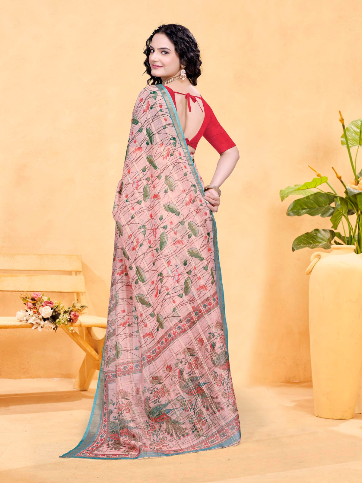 Vasthrlay Ethnic Classic Saree with decorative printed design