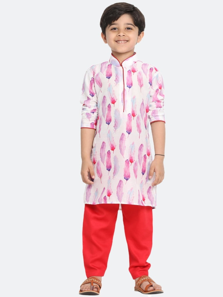 Vastramay Cotton Blend Multicolor-Base-White Baap Beta Kurta Pyjama Set - PUSHMYCART
