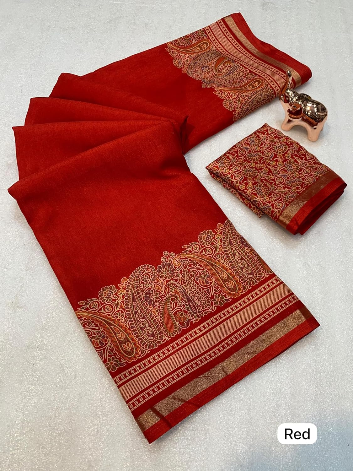 Vasthrlay Printed Saree in Classic with refined ethnic appeal