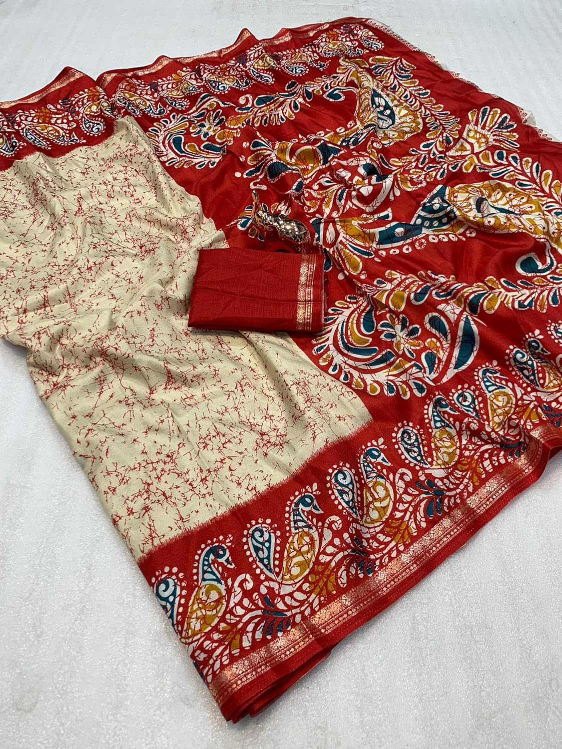 Vasthrlay Classic Traditional Saree with elegant Silk styling