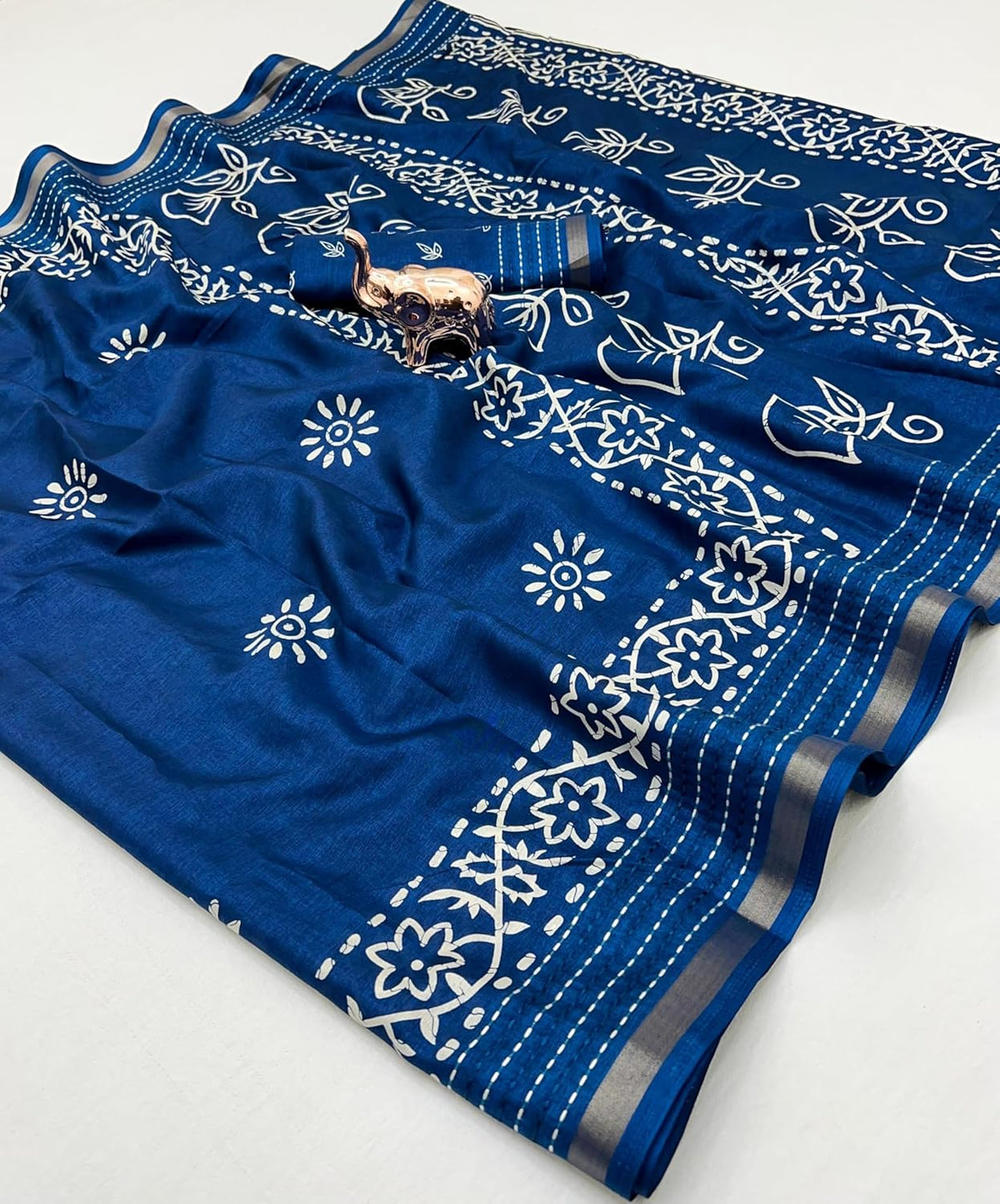 Vasthrlay Classic Floral Saree with elegant Tussar styling