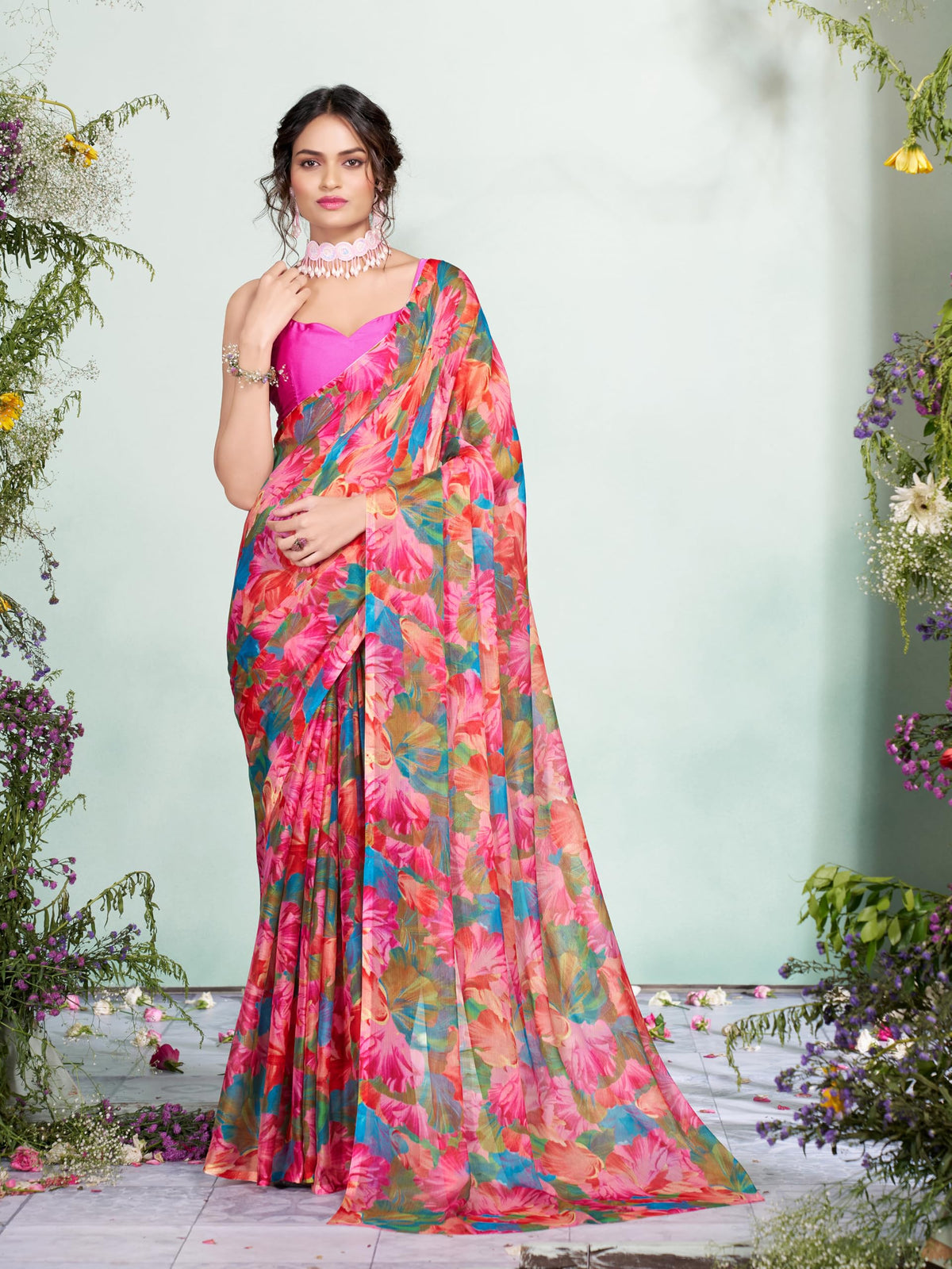 Vasthrlay Traditional Saree in Classic with refined chiffon ethnic appeal