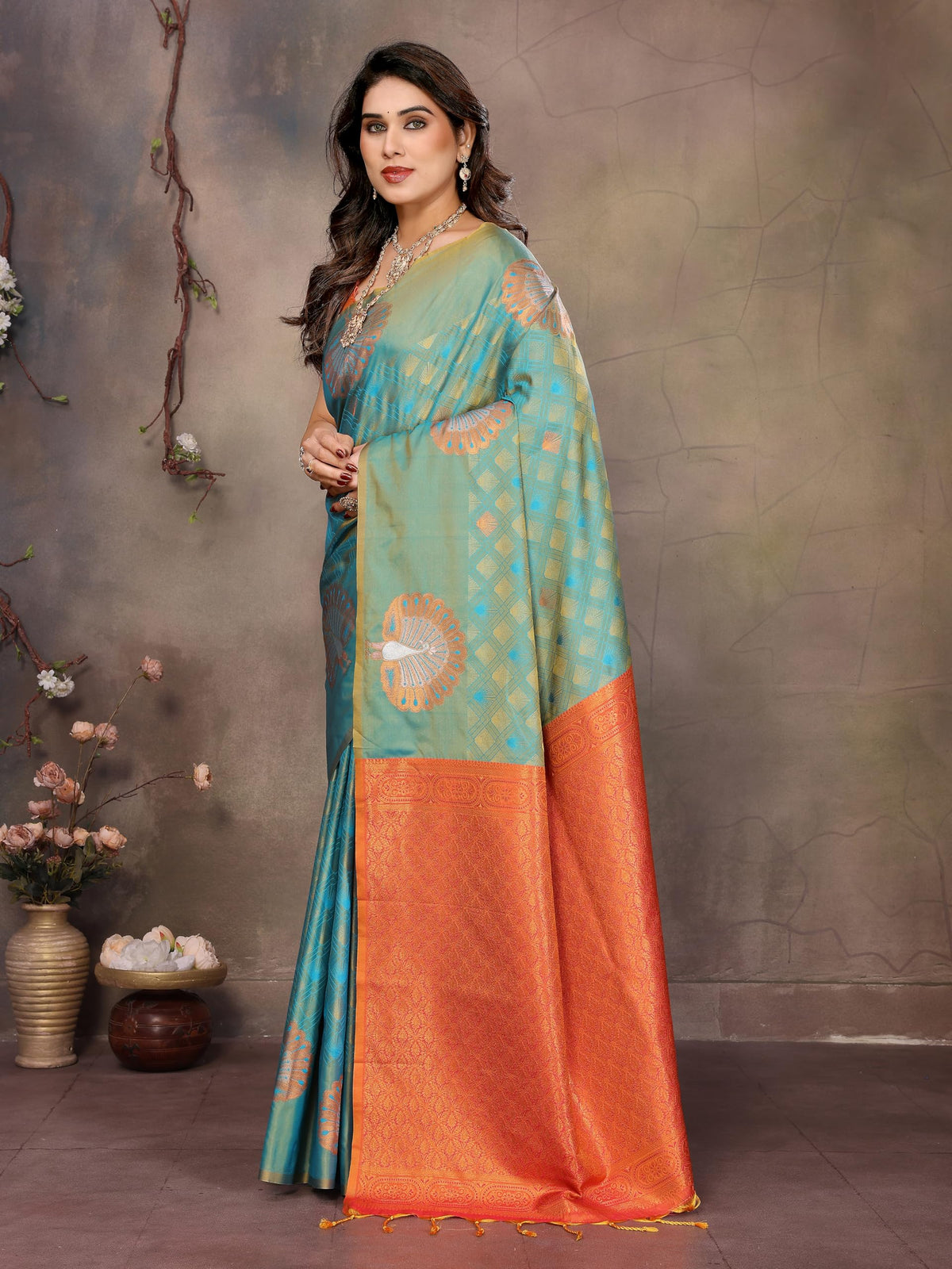 Vasthrlay Kanjivaram Classic Saree with decorative Weaving design