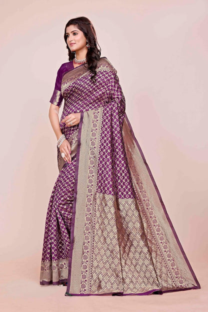 VasthrlayClassic Saree with elegant ethnic wedding styling