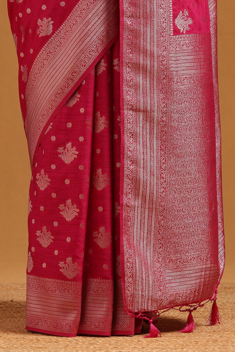 Vasthrlay Floral Saree in Black with refined ethnic appeal