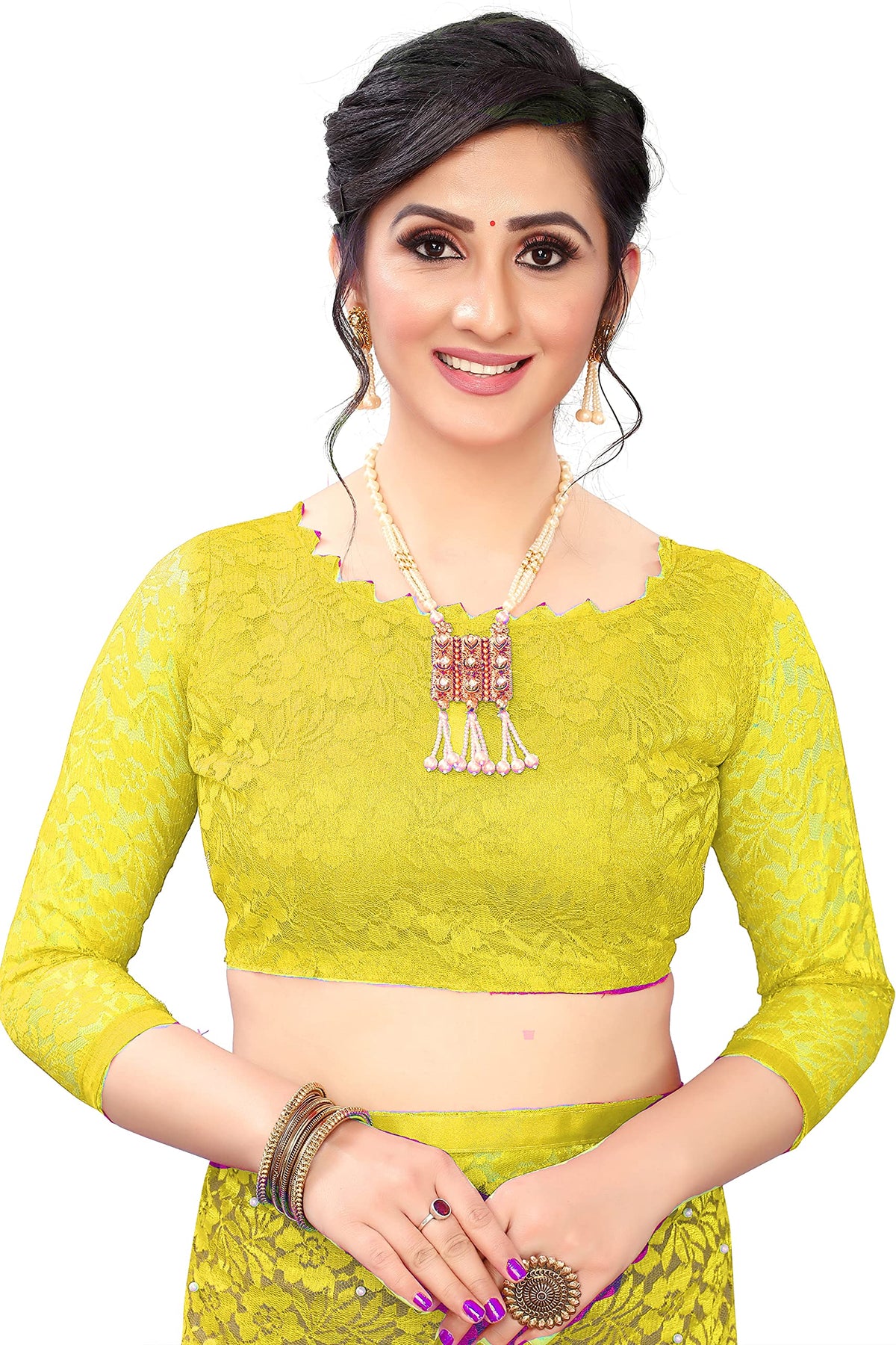 Vasthrlay Ethnic Classic Saree with decorative traditional design