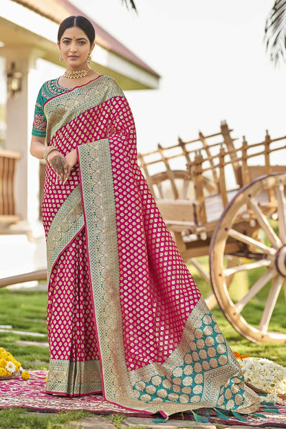 Vasthrlay Classic Traditional Saree with elegant Banarasi styling
