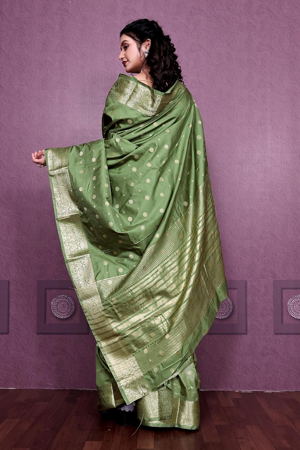 Vasthrlay Woven Saree in Classic with refined ethnic appeal