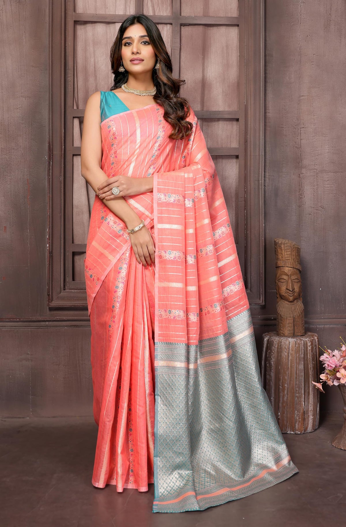 Vasthrlay Classic Traditional Saree with elegant jacquard styling