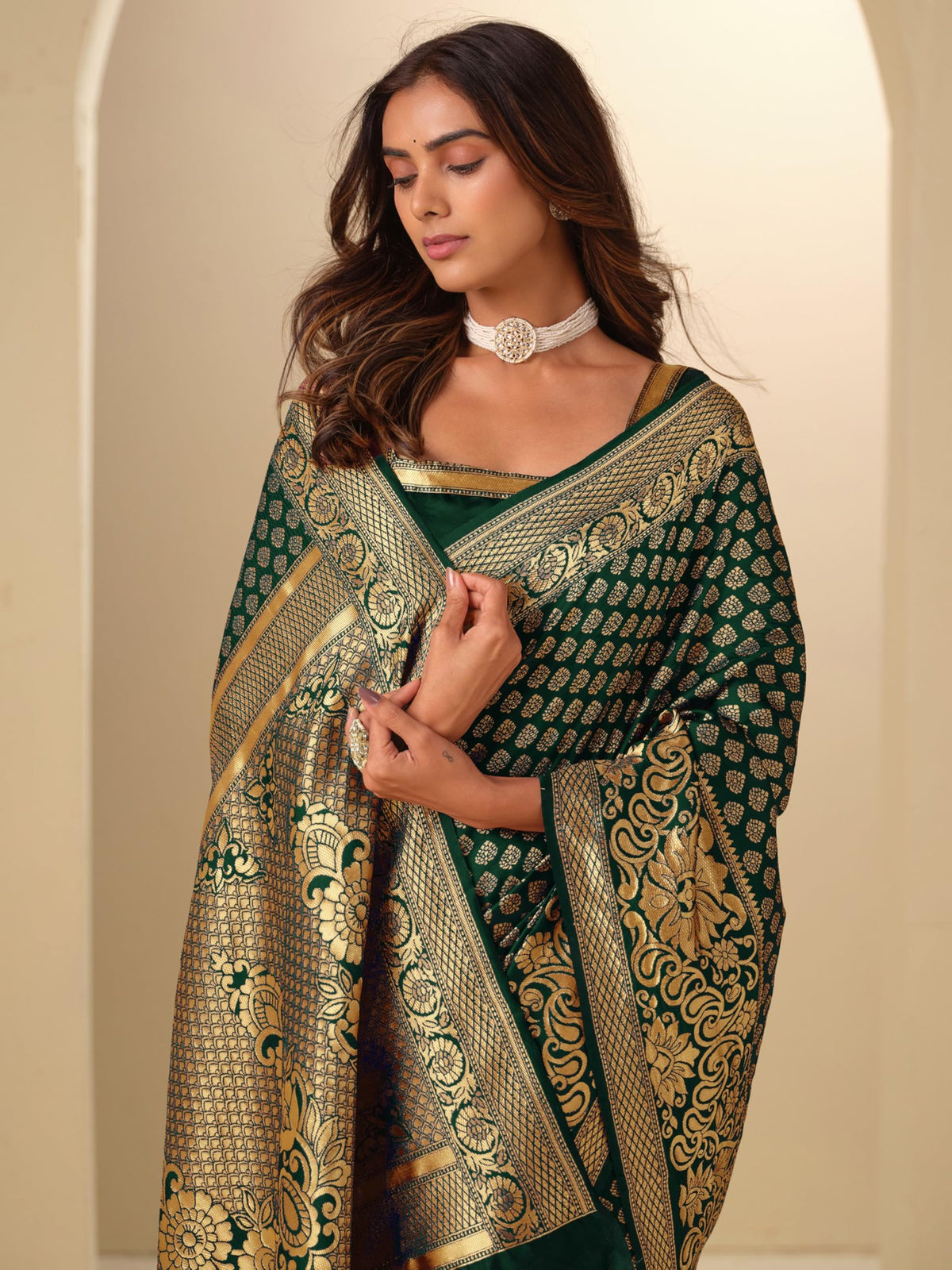 Vasthrlay Classic Traditional Saree for wedding and party wear styling