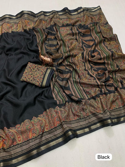 Vasthrlay Classic Printed Saree with elegant Ethnic styling