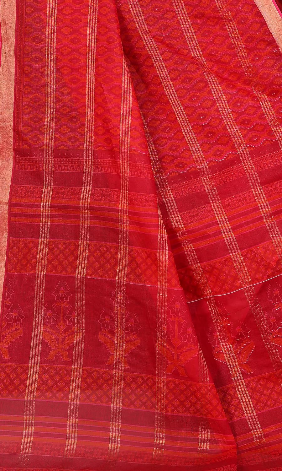Vasthrlay Cotton Green Saree with decorative printed design