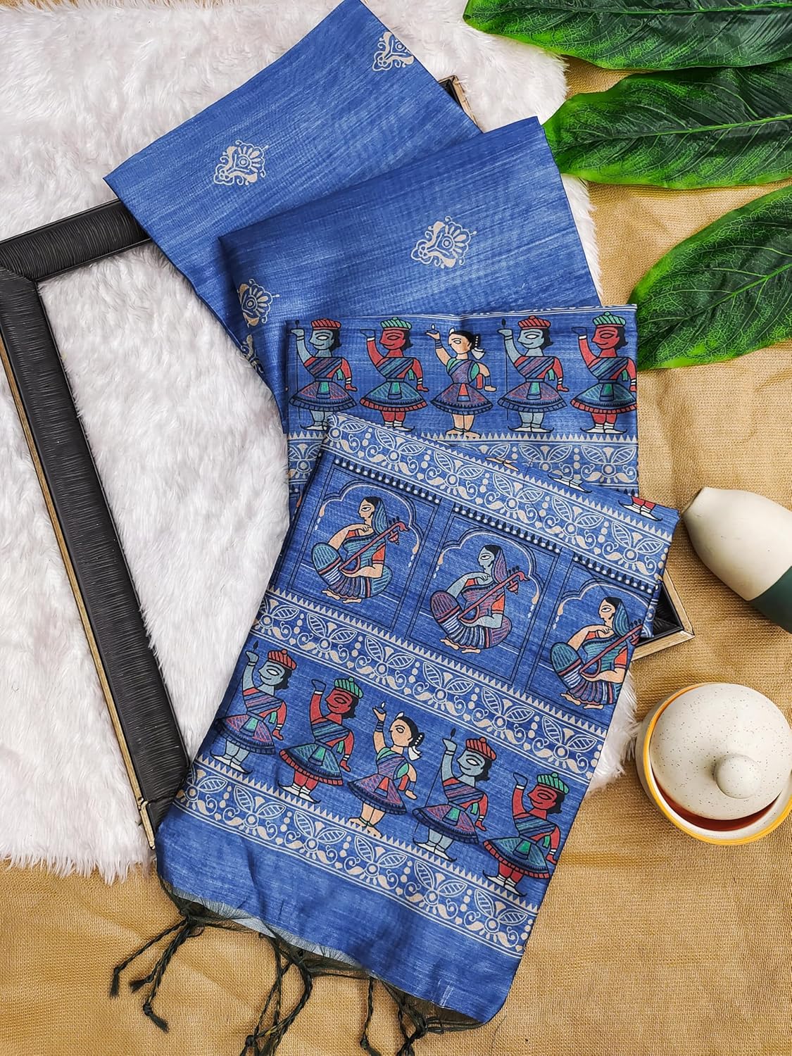 Vasthrlay Classic Traditional Saree for wedding and party wear styling