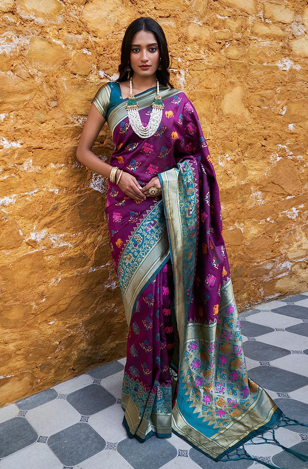 Vasthrlay Classic Traditional Saree with elegant cotton styling