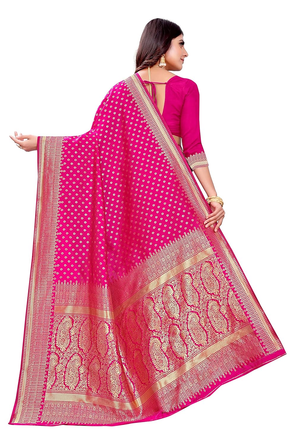 VasthrlayClassic Traditional Saree for wedding and party wear styling