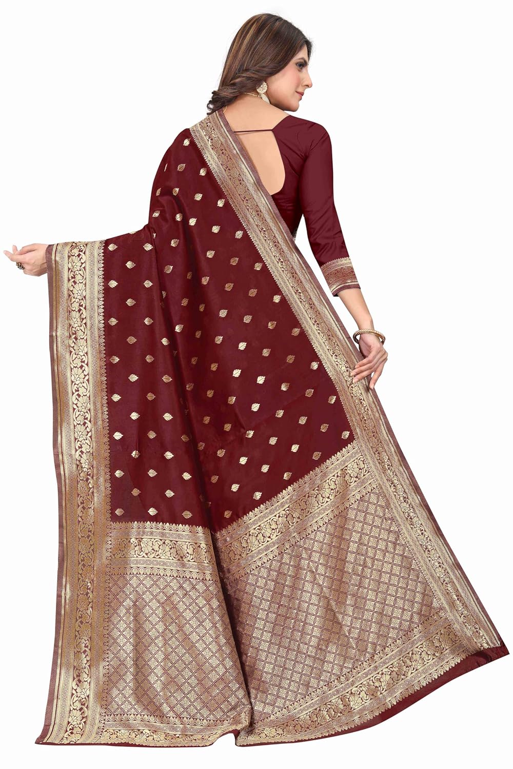 Vasthrlay Ethnic Saree with traditional design