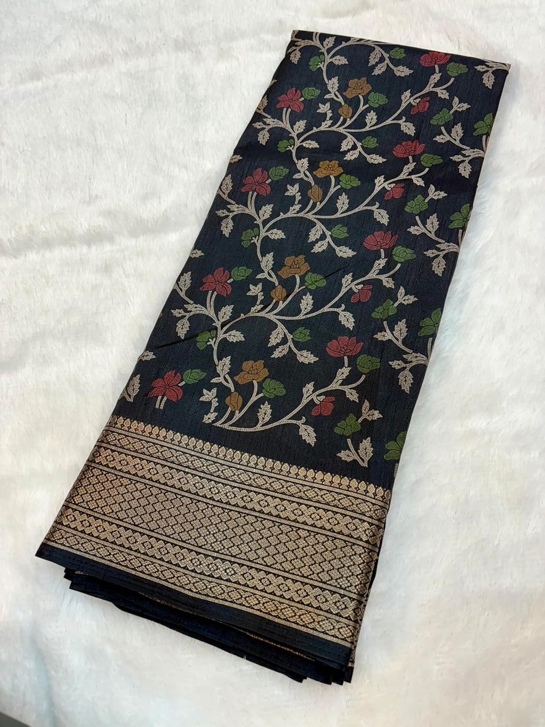 Vasthrlay Classic Traditional Saree for wedding and party wear styling
