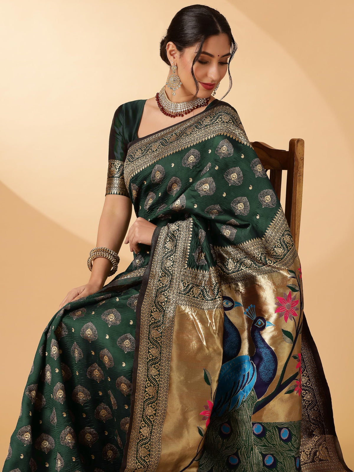 Vasthrlay Classic Traditional Saree with elegant paithani styling