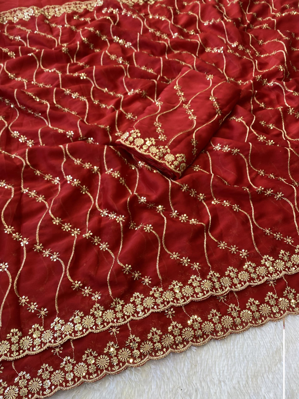 Vasthrlay Ethnic Classic Saree with decorative embroidery design