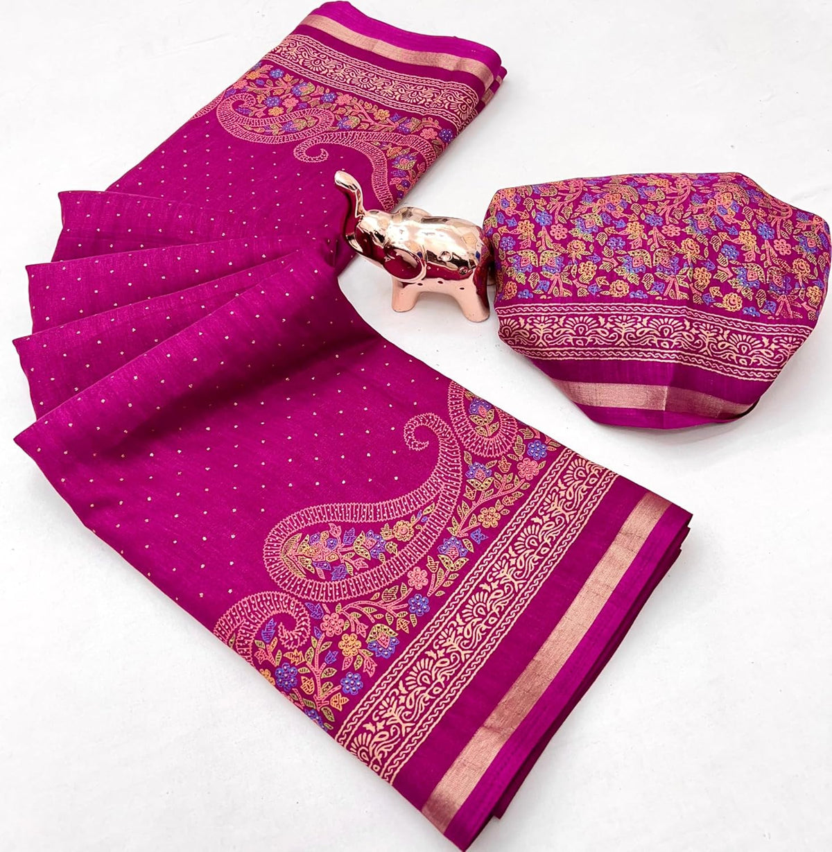 Vasthrlay Ethnic Classic Saree with decorative Print design