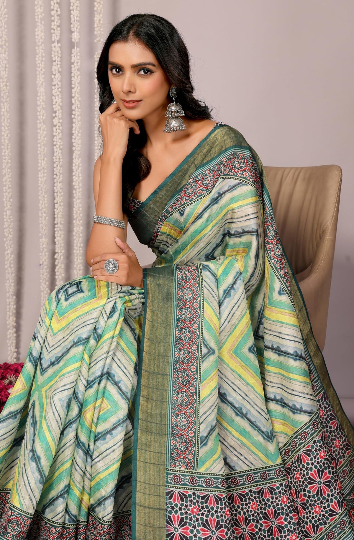 Vasthrlay Classic Printed Saree with elegant ethnic styling