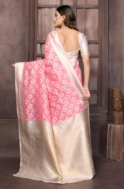 Vasthrlay Classic Traditional Saree for wedding and party wear styling