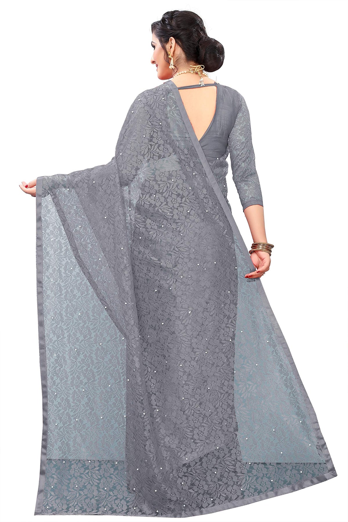 Vasthrlay Classic Traditional Saree with elegant ethnic styling