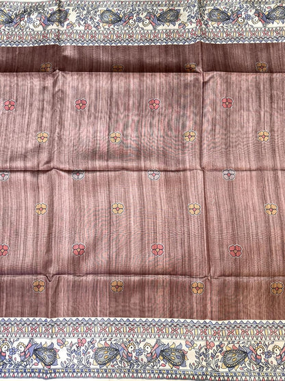 Vasthrlay Ethnic Classic Saree with decorative Madhubani design