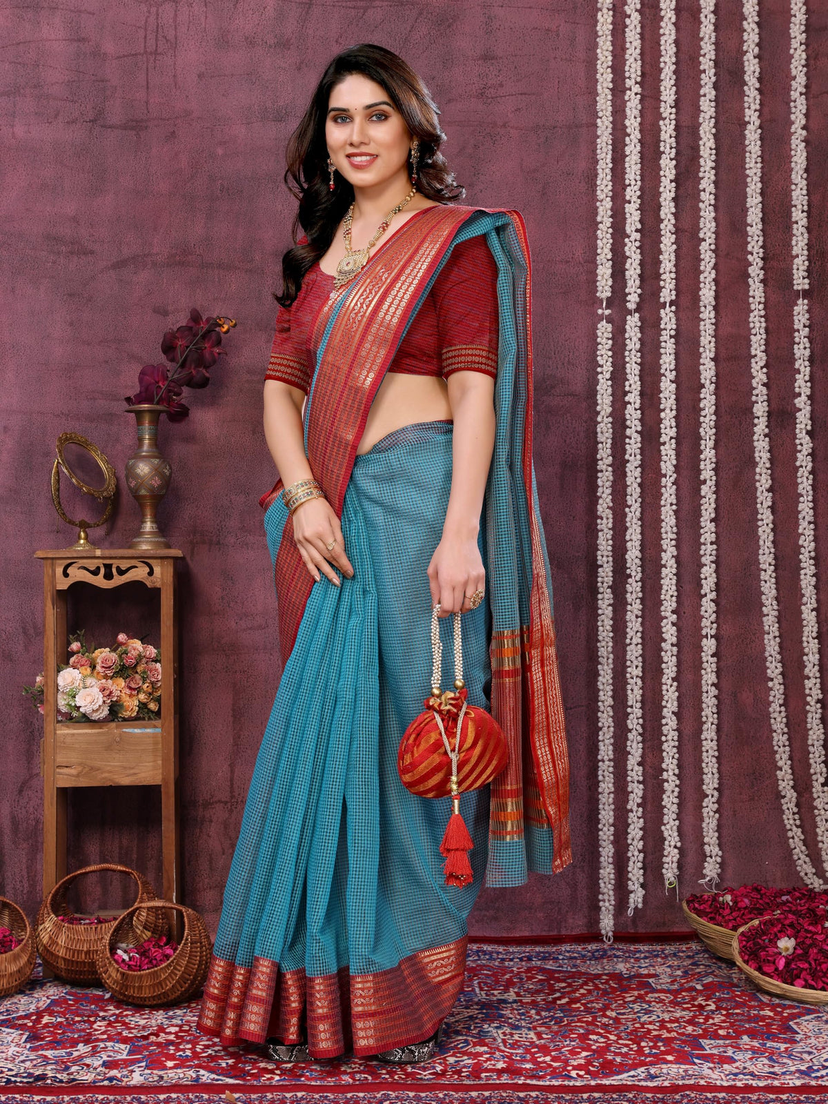 Vasthrlay Ethnic Classic Saree with decorative traditional design