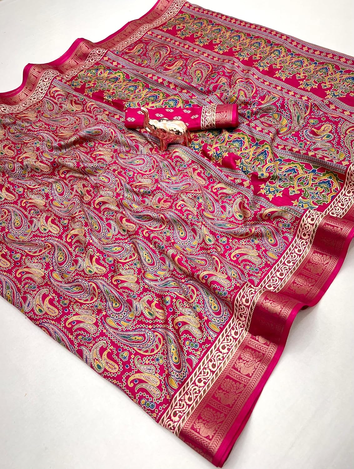 Vasthrlay Classic Kalamkari Saree with elegant Ethnic styling