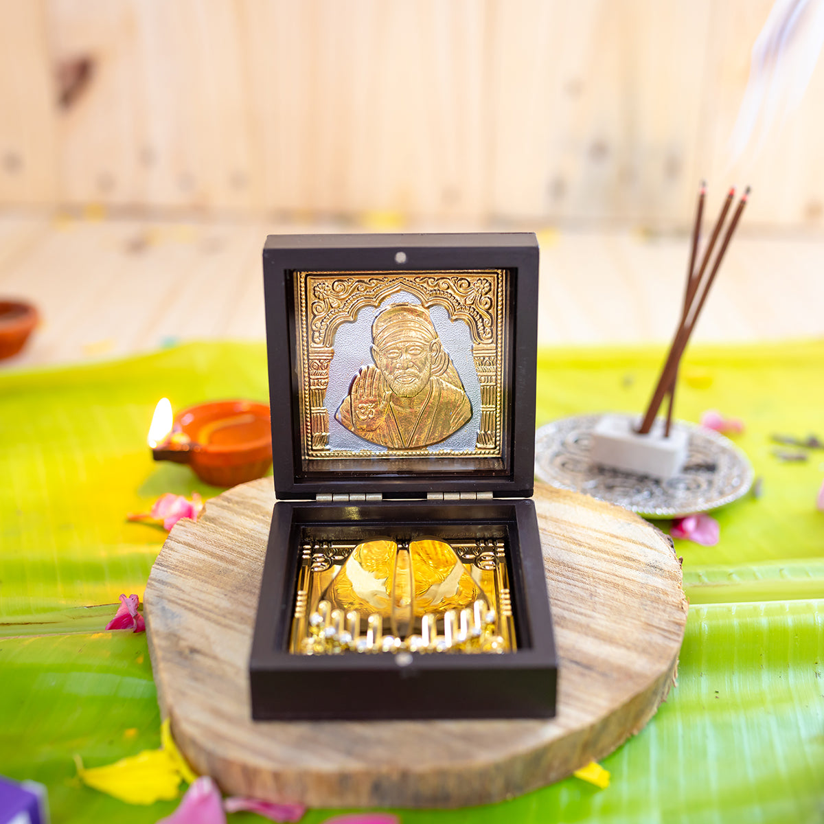 Samskara Home Sai Baba Pocket Temple
